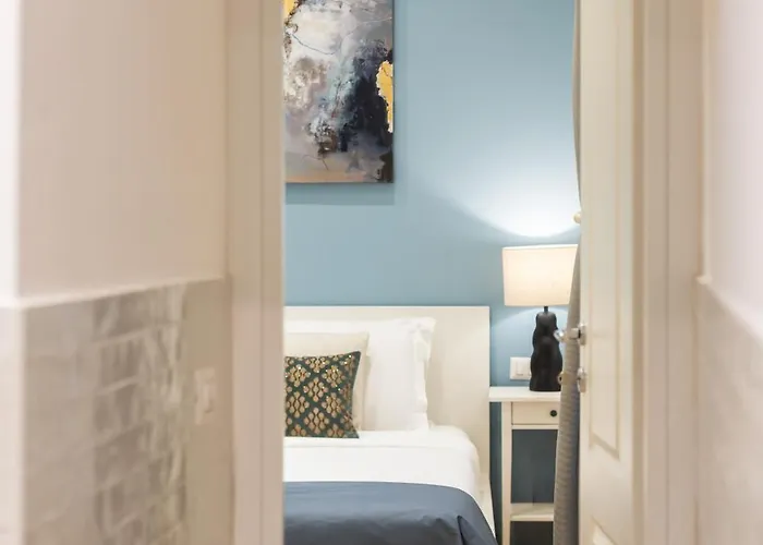 Trevi Fountain Boutique *